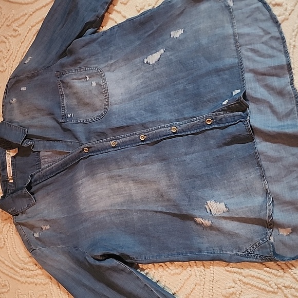 Chelsea & Violet Blue Denim Distressed Top - Picture 2 of 5
